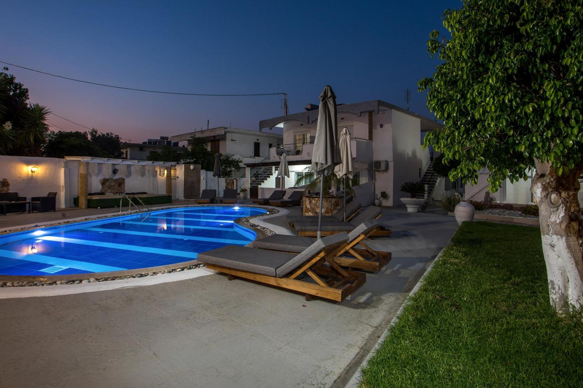 Toulas Studios & Apts No2 Faliraki Buitenkant foto