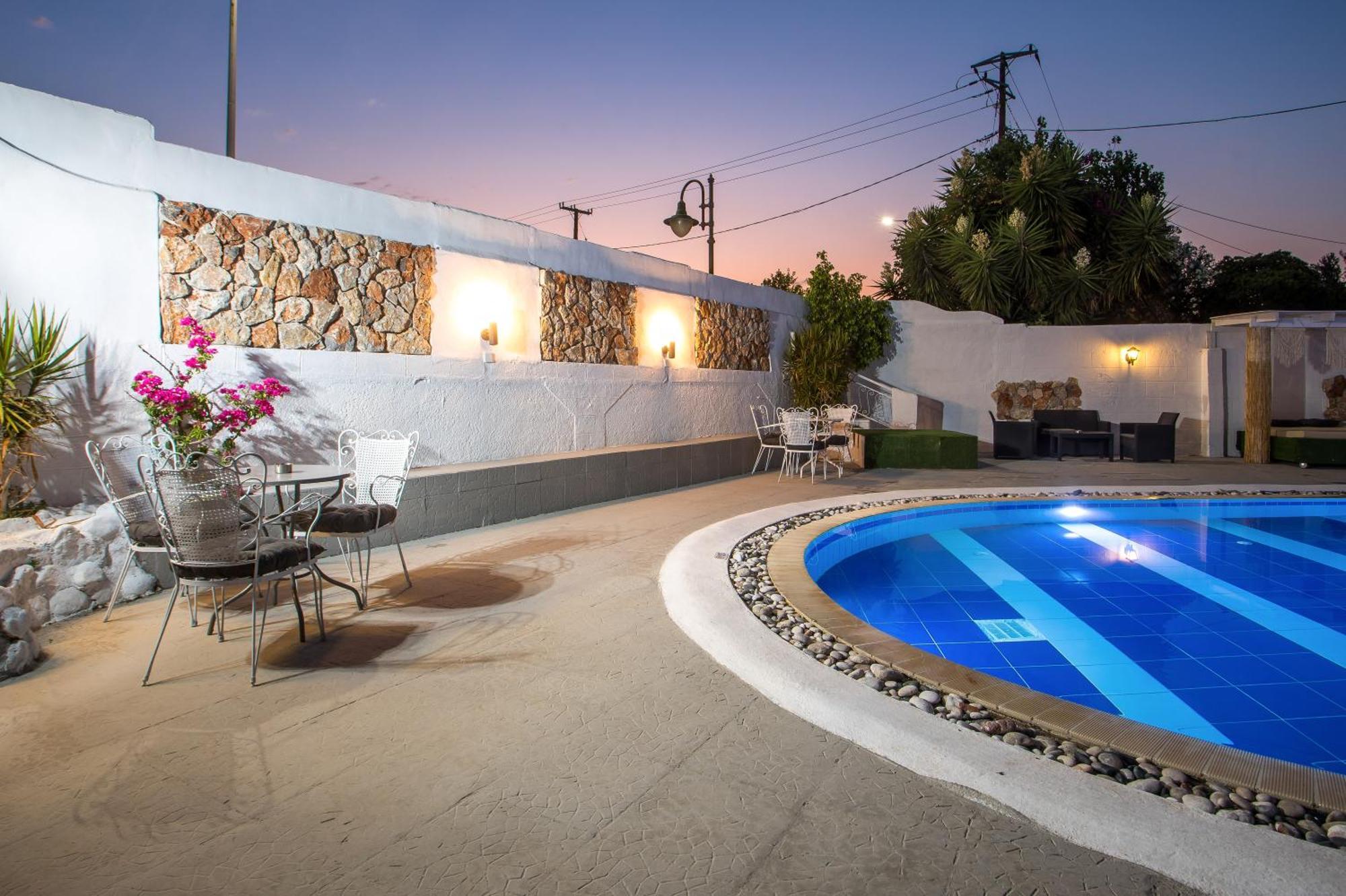 Toulas Studios & Apts No2 Faliraki Buitenkant foto