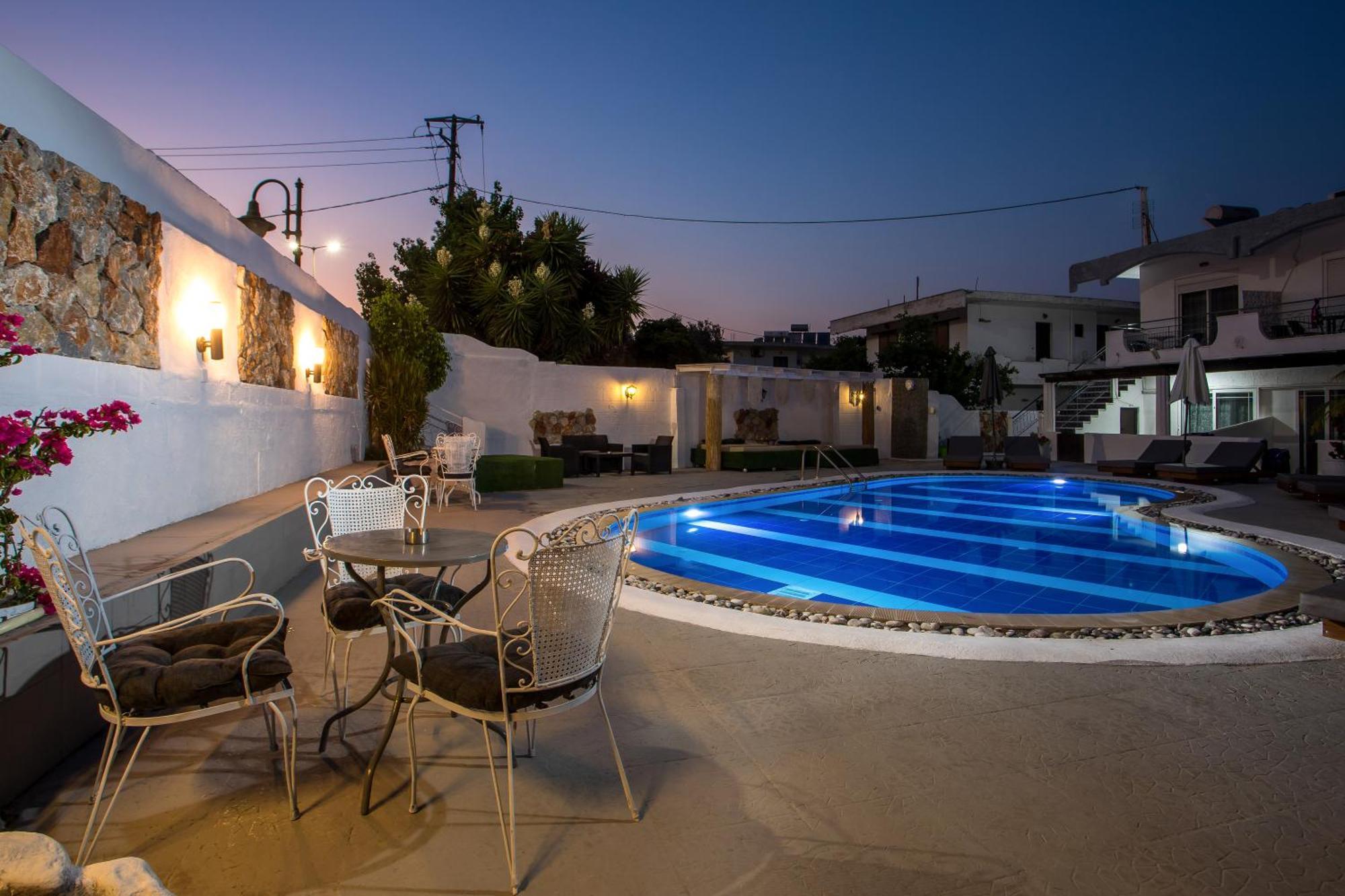 Toulas Studios & Apts No2 Faliraki Buitenkant foto